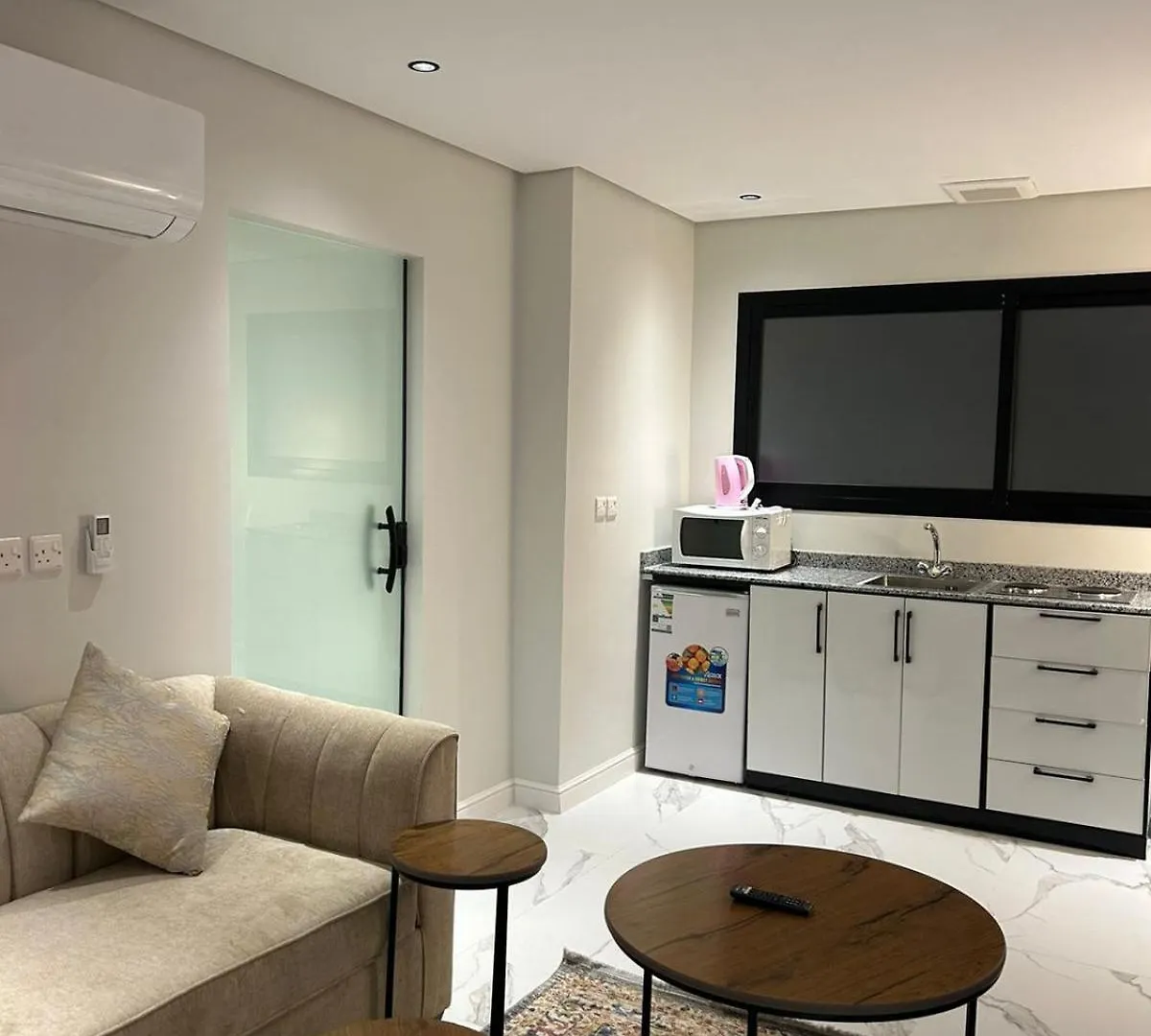 Apartment Lp58,121 Chic Studio In As Sulimaniyah Riyadh